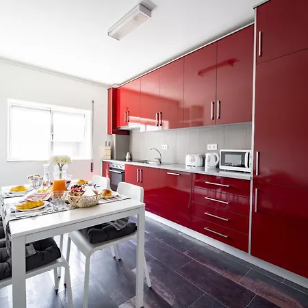Alvares Araujo - Apartamento Familiar Perto Da Estacao De Comboios Braga Exterior photo