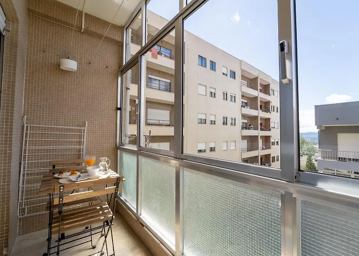 Alvares Araujo - Apartamento Familiar Perto Da Estacao De Comboios
