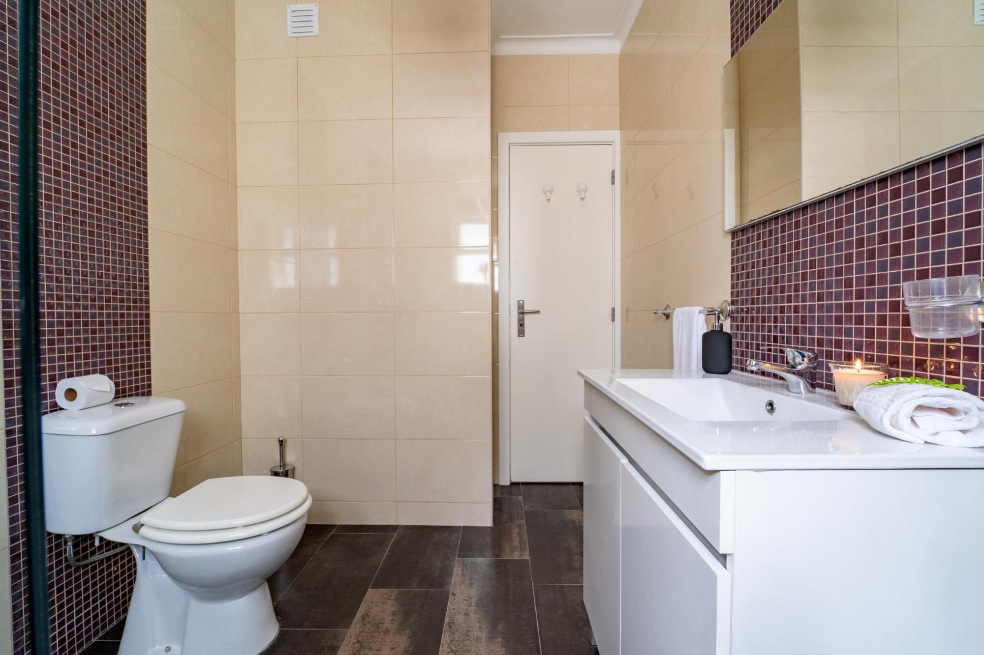 Apartment Alvares Araujo - Familiar Perto Da Estacao De Comboios